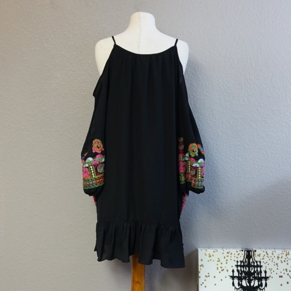 Va Va U.S.A  Coverup size large black - Picture 2 of 8